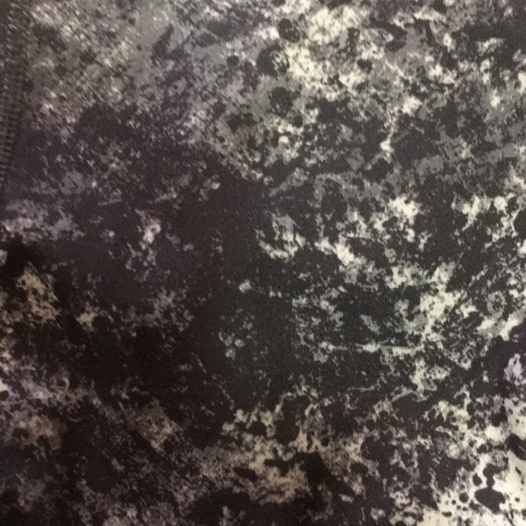 Lucy capris - Size XS - Lot of 3 - Picture 3 of 4